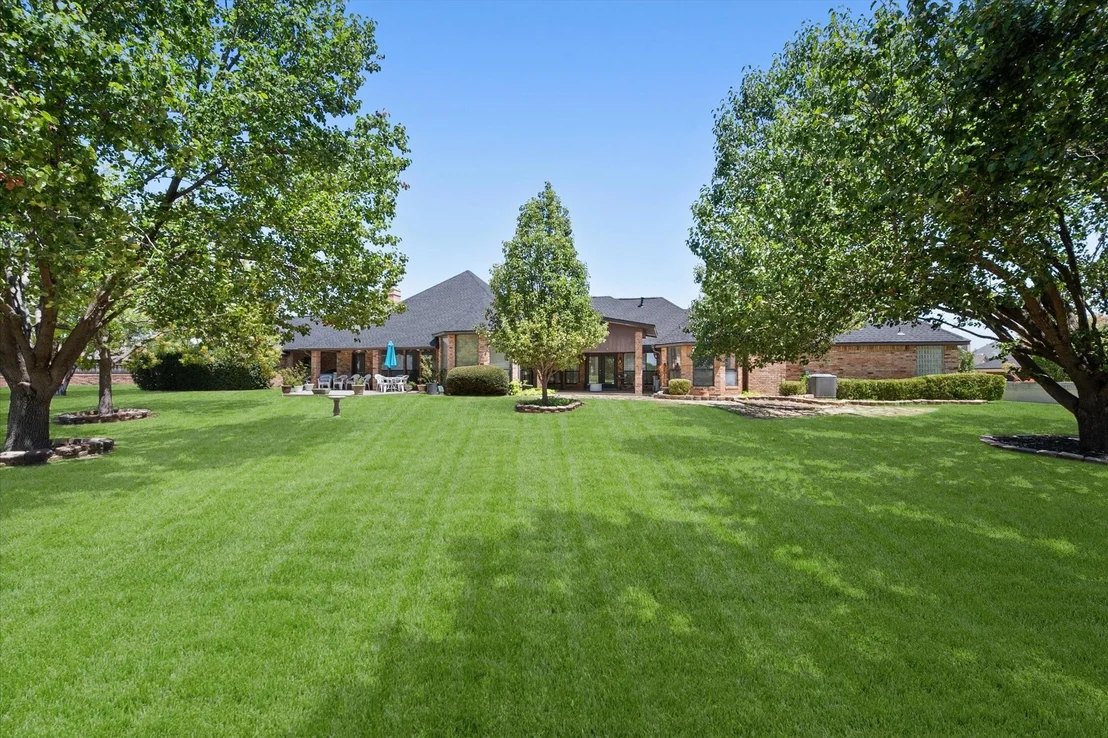 Photo of 1388 Fairhaven Drive