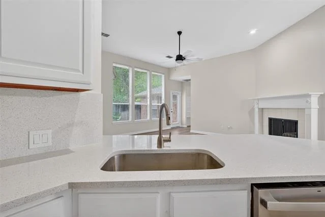 Photo of 6864 Bushnell Drive