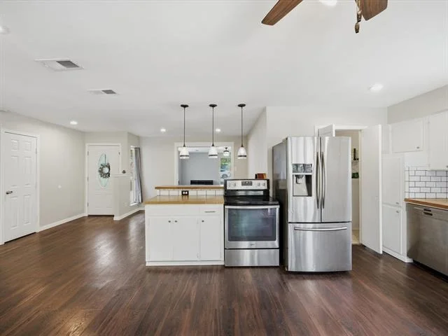 Photo of 2732 Foxcroft Circle