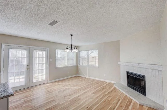 Photo of 2101 Deerfield Drive