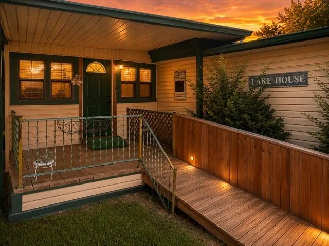 Photo of 17160 Lakeview Drive