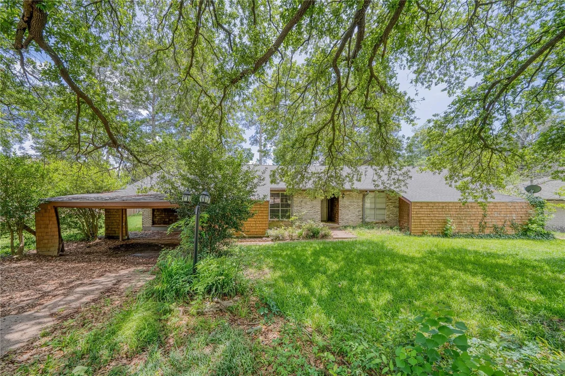 Photo of 1006 Rikkity Lane