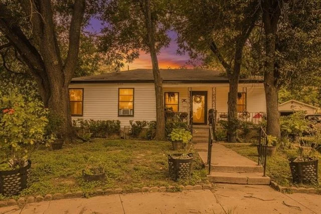 Photo of 3109 Edmond Avenue