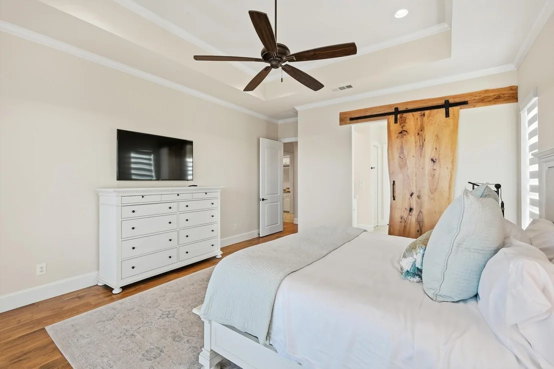 Photo of 7105 W Hells Gate Drive