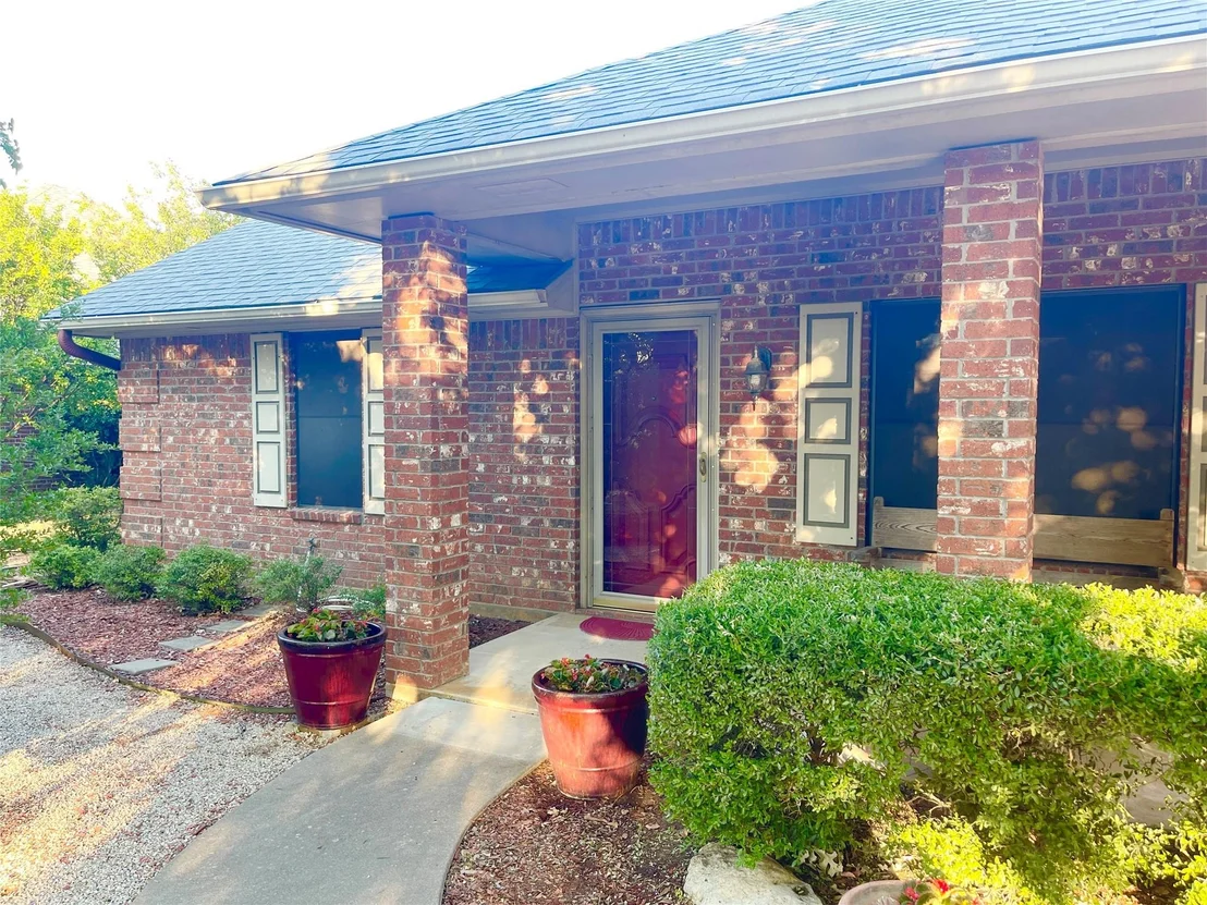 Photo of 634 Maplewood Drive