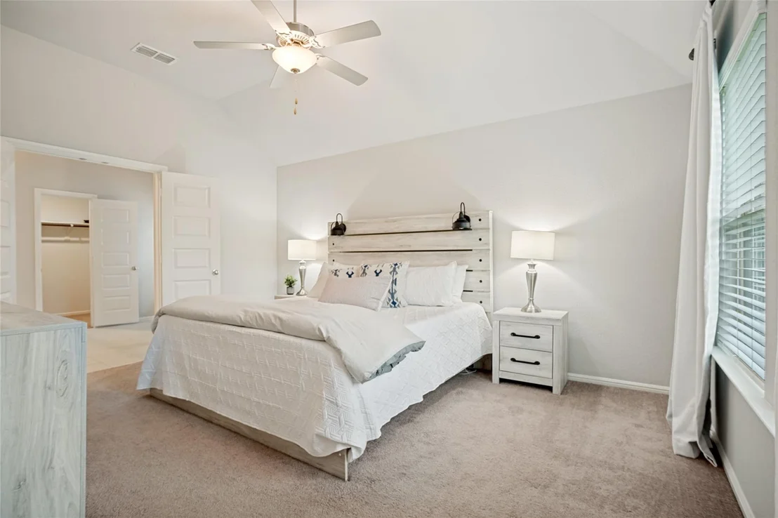 Photo of 925 Royal Lane