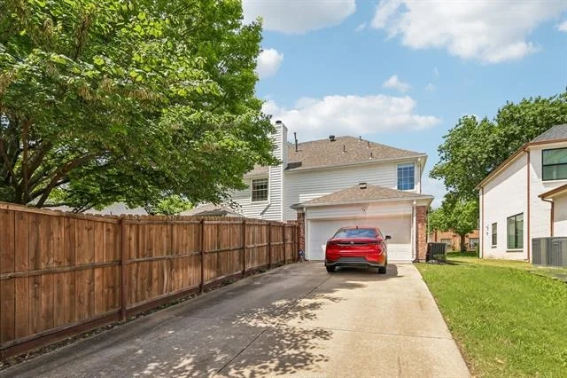 Photo of 8824 Smokey Drive