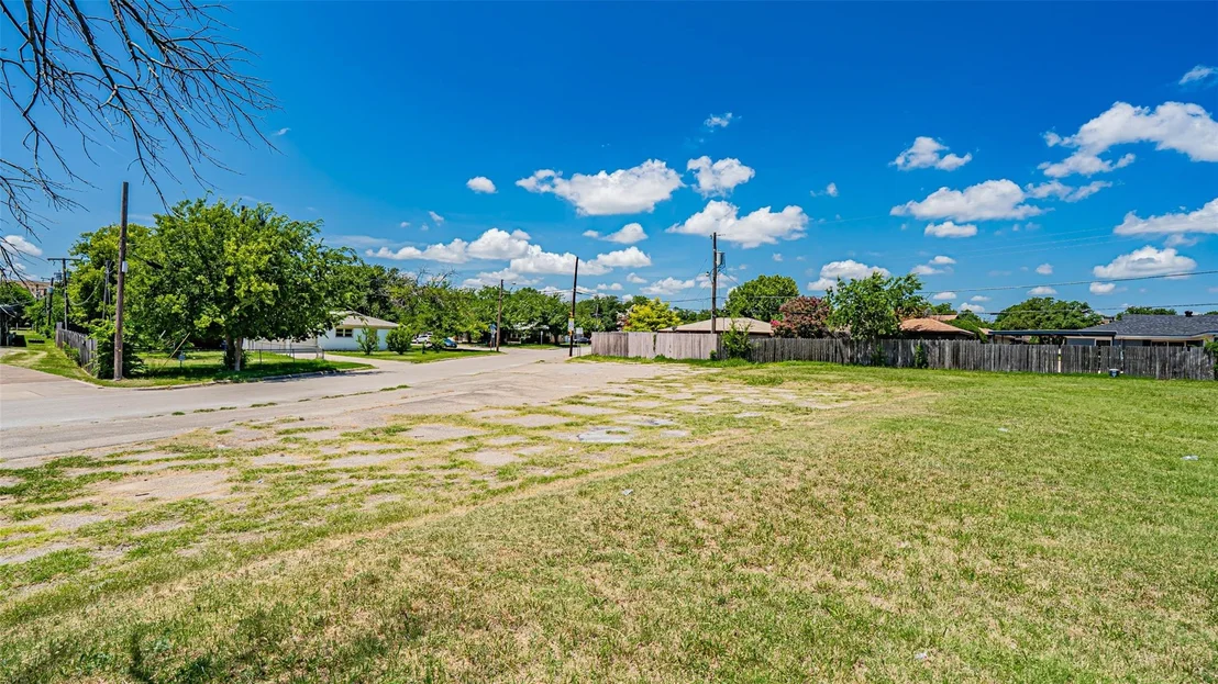 Photo of 730 S Cherry Lane