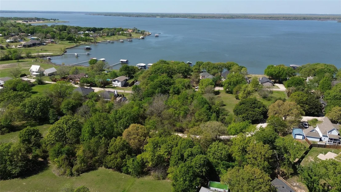 Photo of 717 Hillside Drive