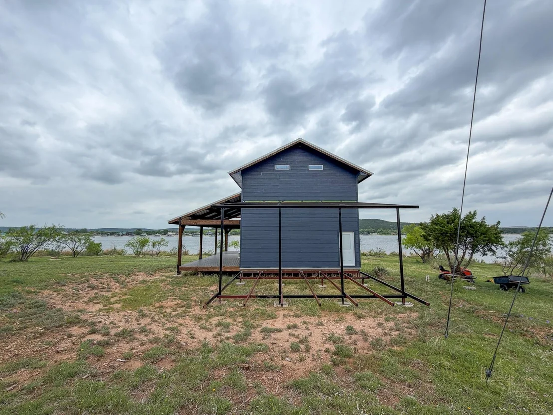 Photo of Unit 121 at 3500 Hog Bend