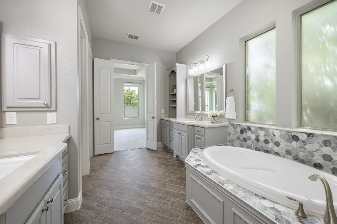 Photo of 1336 Grassland Drive