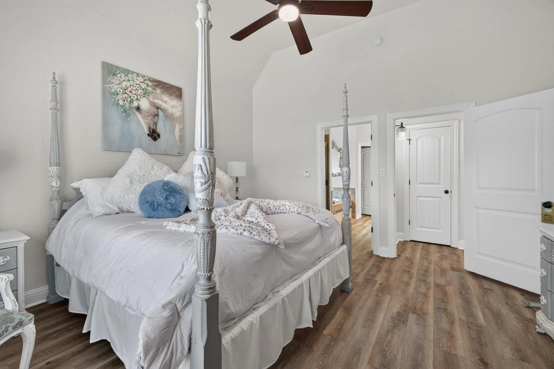 Photo of 3409 White Oaks Drive