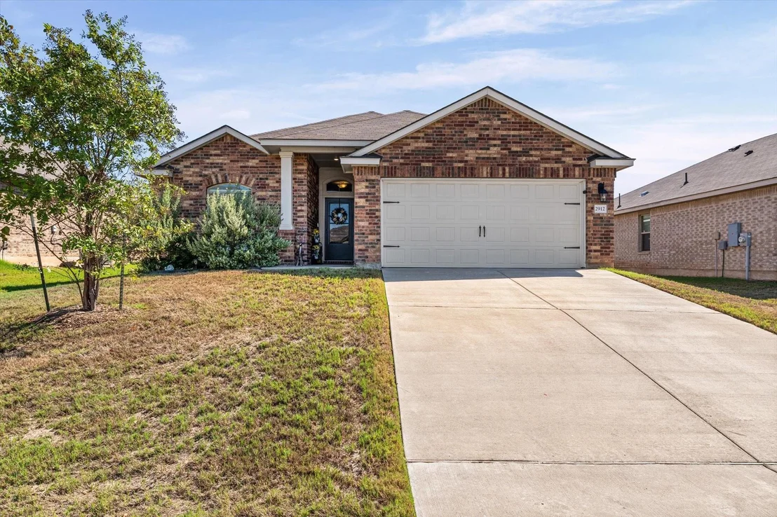 Photo of 2912 Brosnan Road