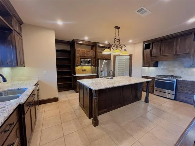 Photo of 501 Private Road 5980