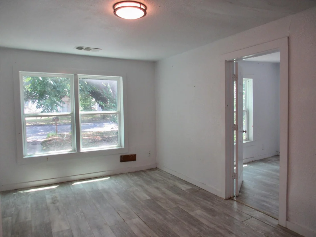Photo of 2705 Summer Avenue