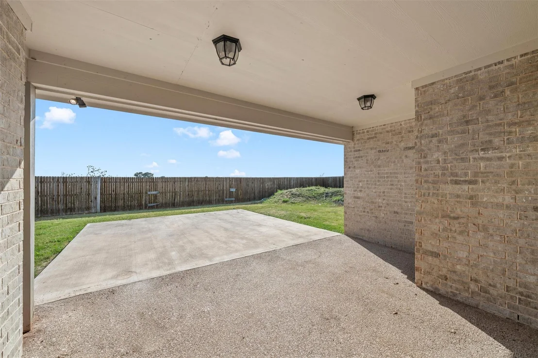 Photo of 336 Oak Meadow Trail