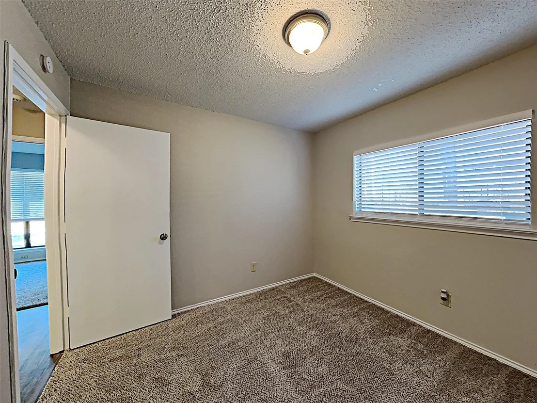 Photo of 3404 Vine Ridge