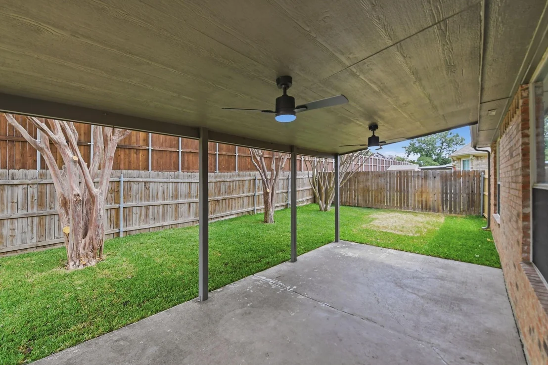 Photo of 5953 Hillview Drive