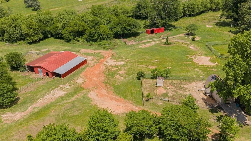 Photo of 1936 A Silver Maple Road