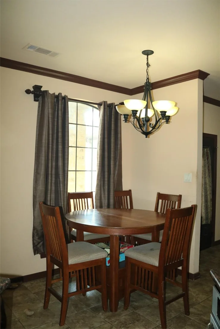 Photo of 1055 Chartres