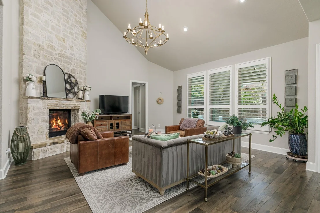 Photo of 3420 Redpine Drive