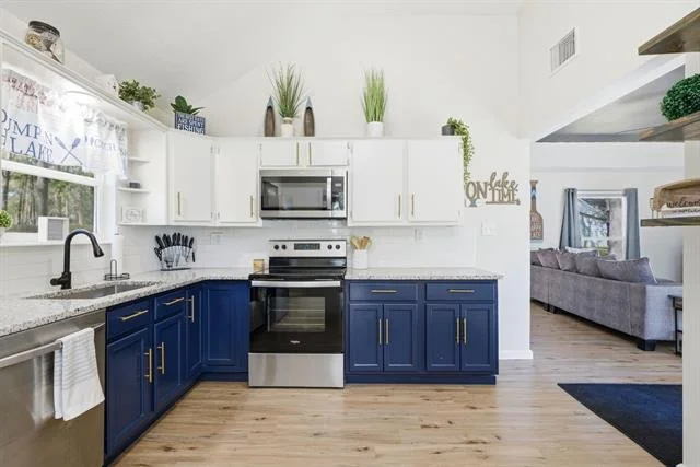 Photo of 194 Debra Drive