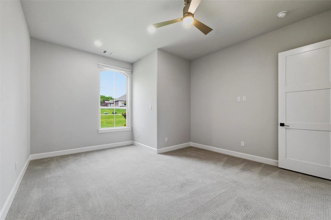 Photo of 1019 Country Way