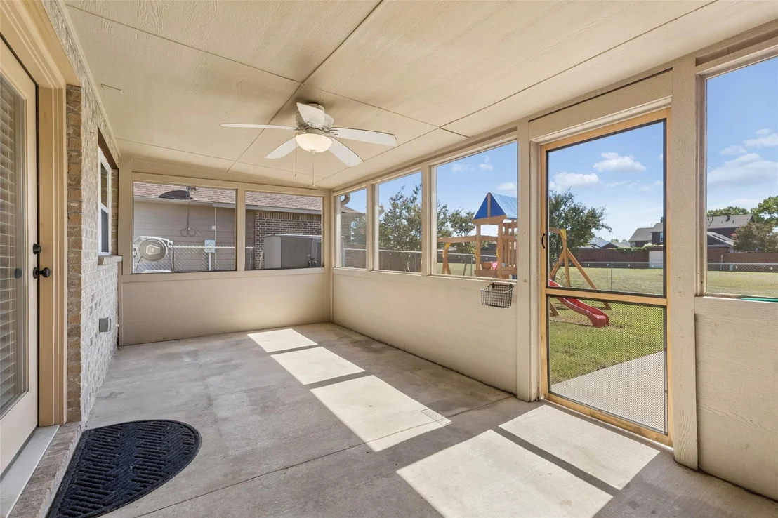 Photo of 8106 Woodside Road