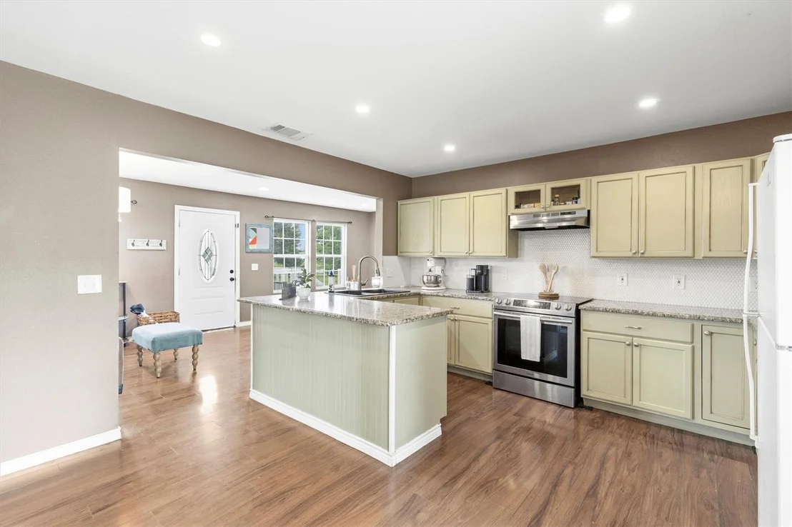 Photo of 5732 Emilia Way