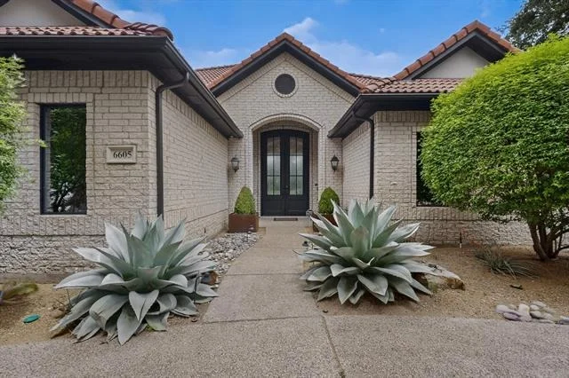 Photo of 6605 Castle Pines Drive