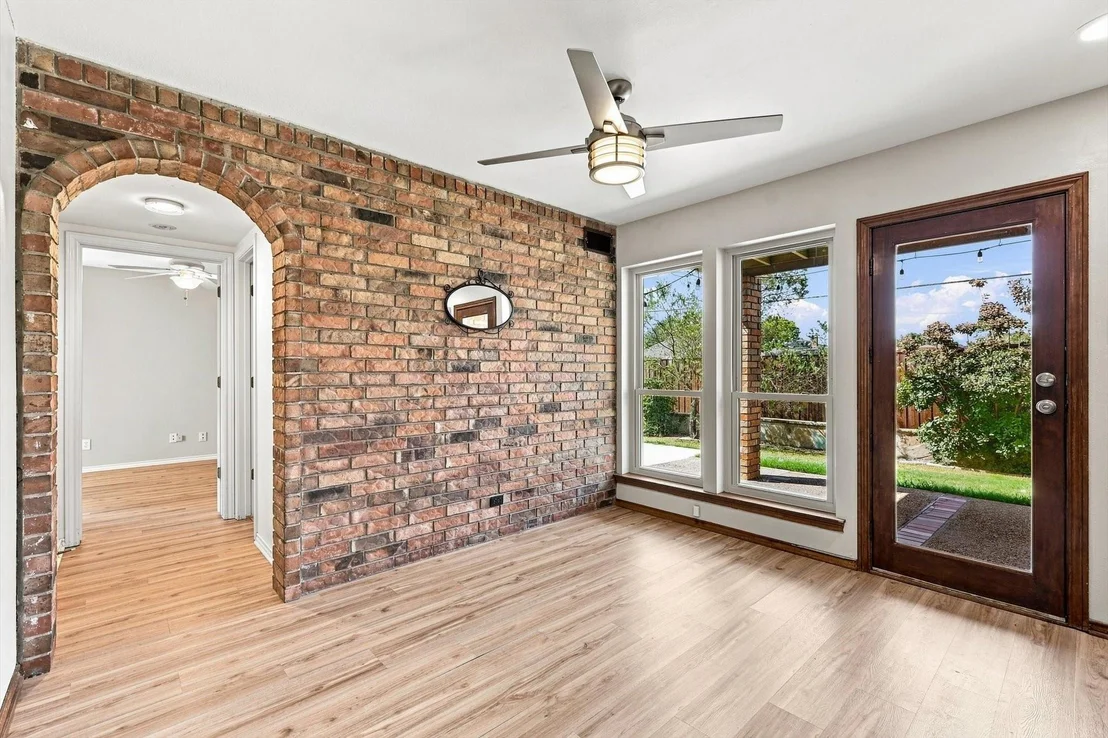 Photo of 1222 Dentonshire Drive