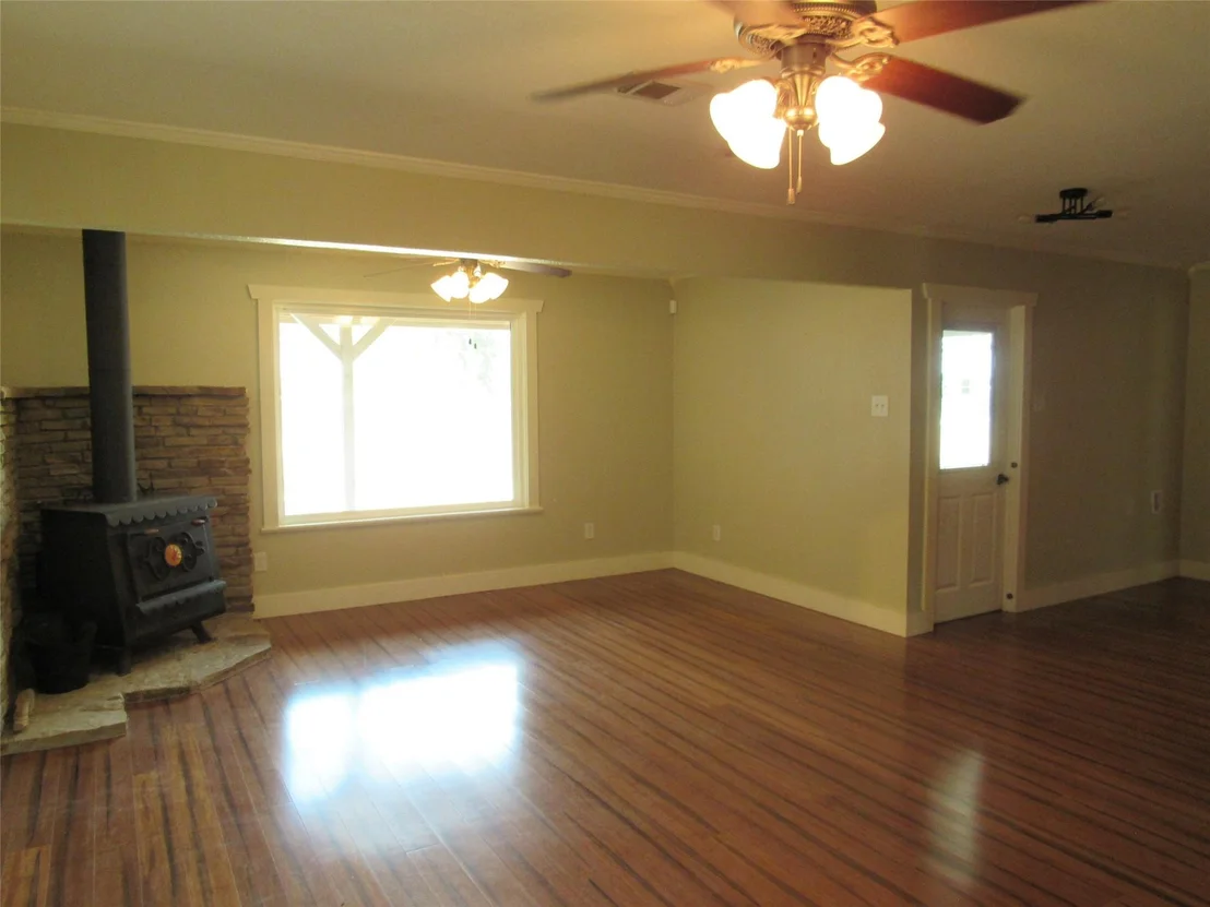 Photo of 626 Friendly Oaks Drive
