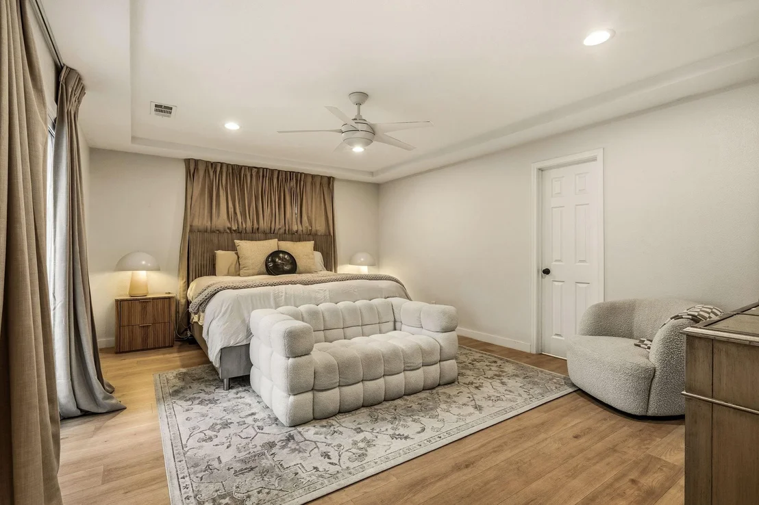 Photo of 7429 Tangleglen Drive