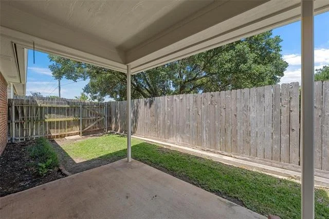 Photo of 9021 Darby Lane