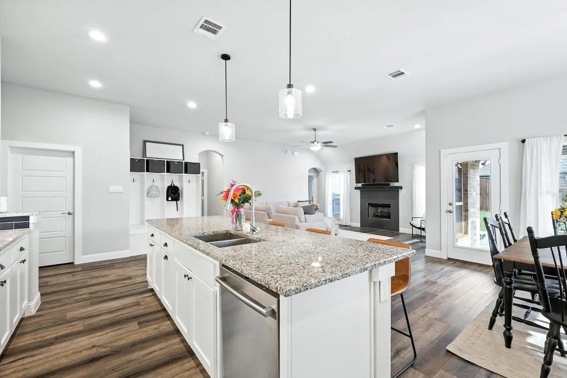 Photo of 705 Chaparral Road