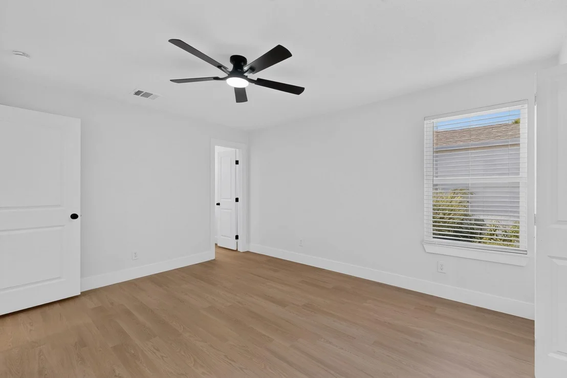 Photo of 808 Lilac Drive