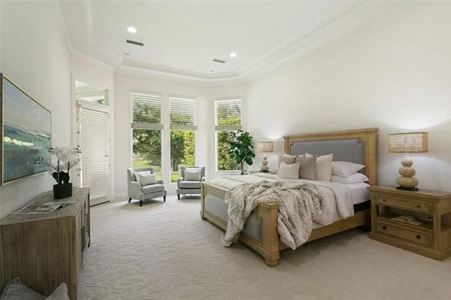 Photo of 5864 Arrowhead Drive