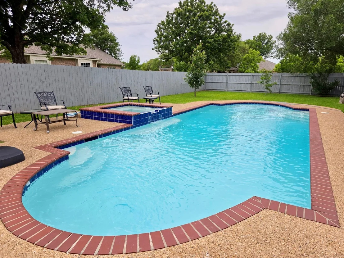 Photo of 520 Red River Road
