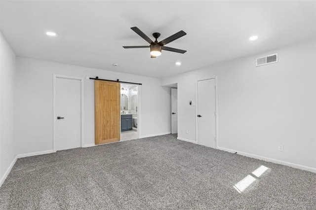 Photo of 2124 Parkhaven Drive