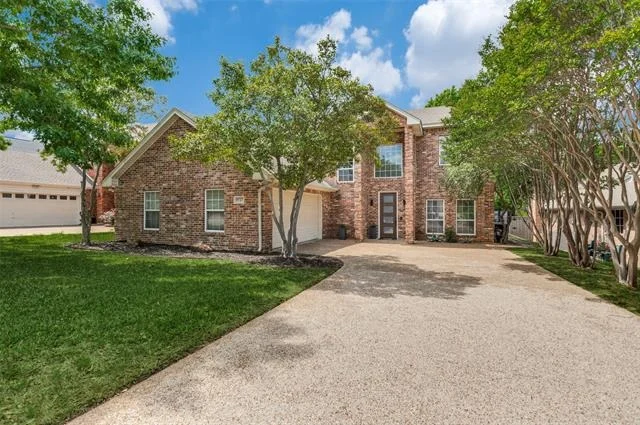 Photo of 9727 Vinewood Drive