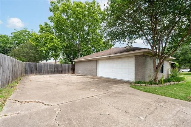 Photo of 152 Marylee Drive