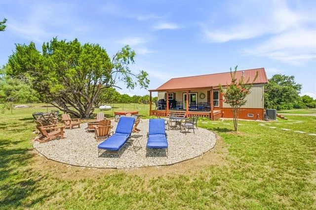 Photo of 1271 Private 2120 Road
