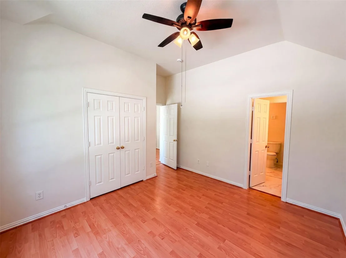 Photo of 3106 Westshore Drive