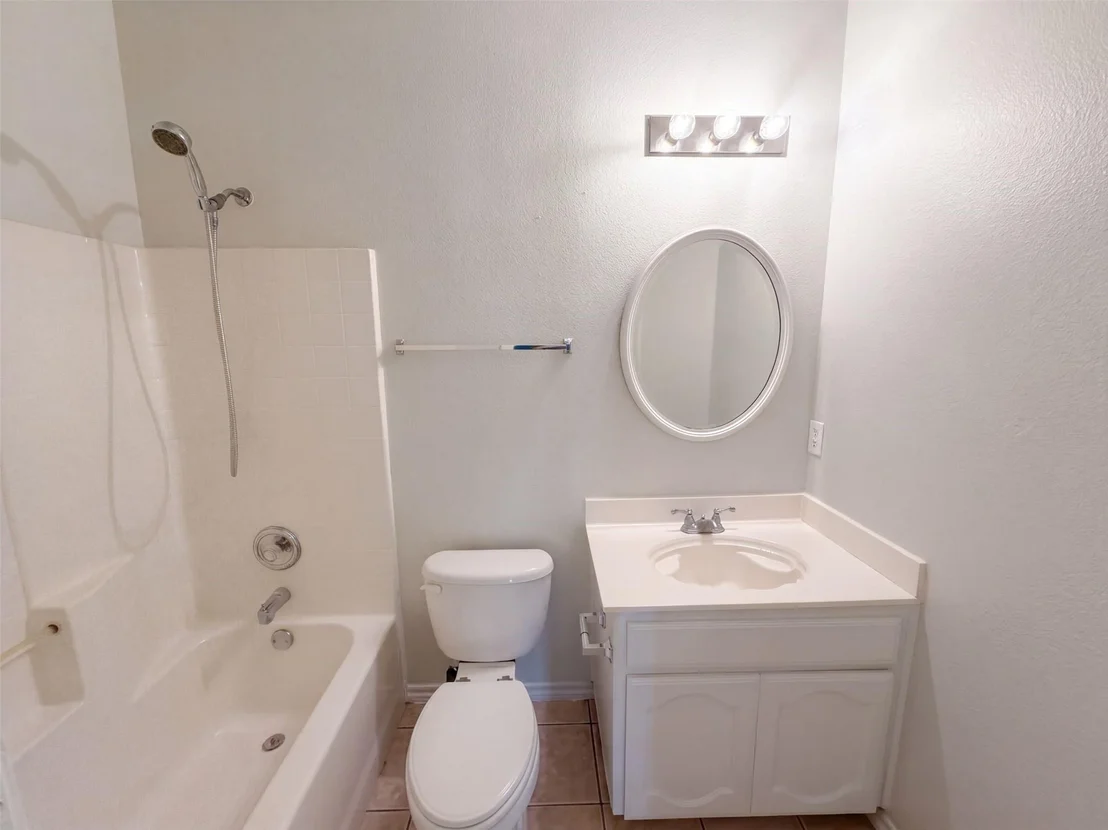 Photo of 2617 Silver Hill Drive