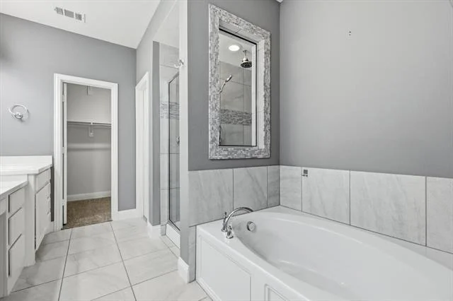 Photo of 15513 Bryant Park Avenue