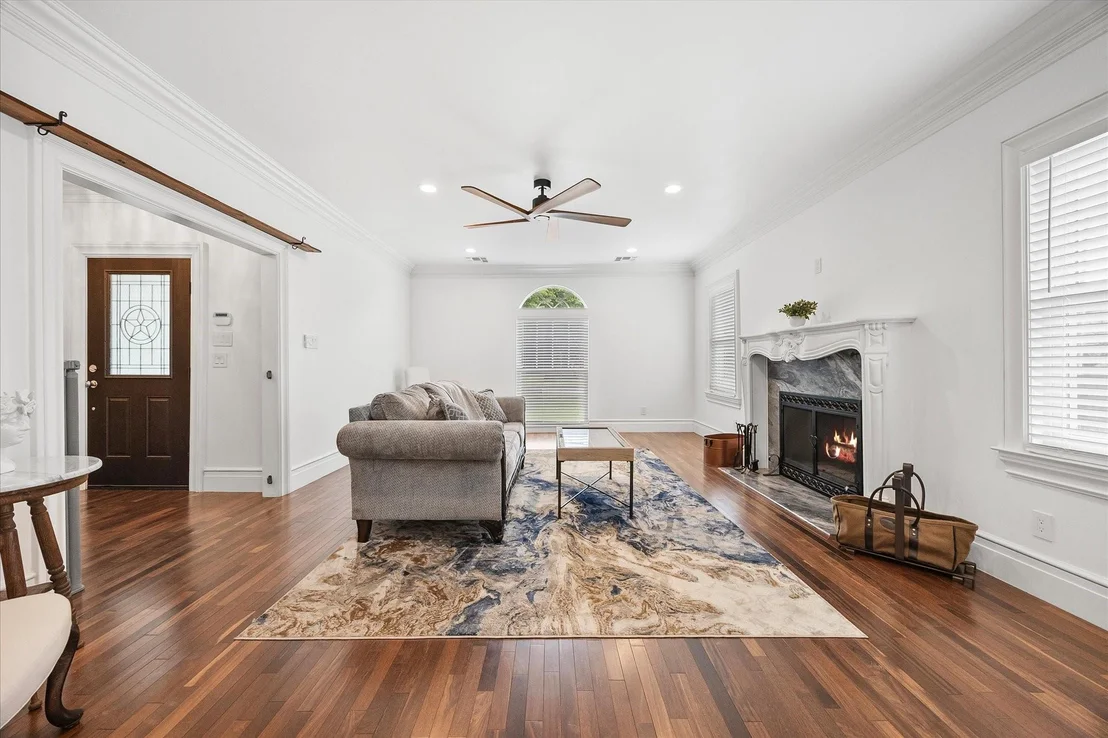 Photo of 726 Griffith Avenue