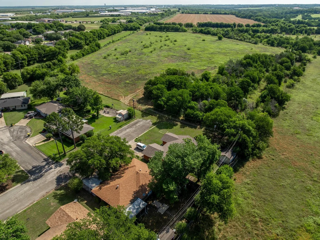 Photo of 104 Forest Lane