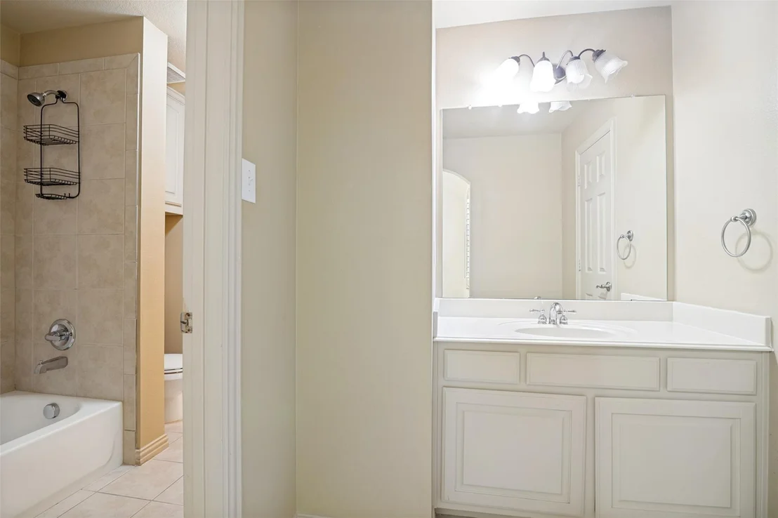 Photo of 522 Oakhurst Drive