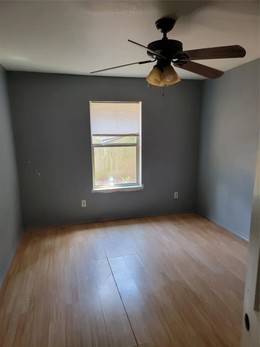 Photo of 4904 Saddleback Road