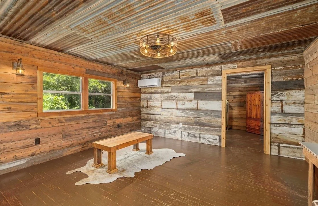 Photo of 3296 Campbell Trail